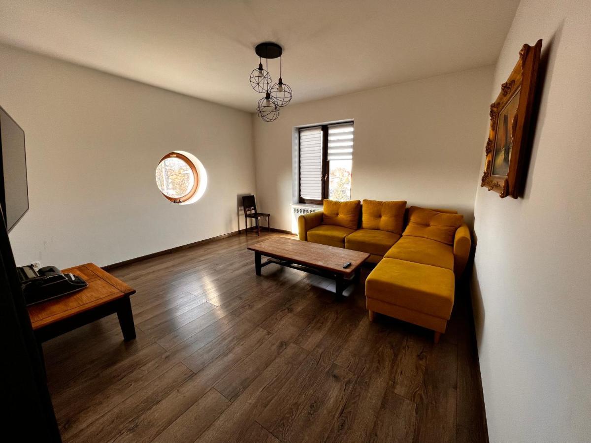 Apartamenty Na 1 Maja Скерневице Экстерьер фото